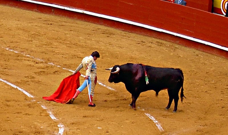 ¿Qué significa "No hay quinto malo"?