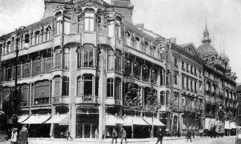 ¿Cuáles son las características del modernismo?